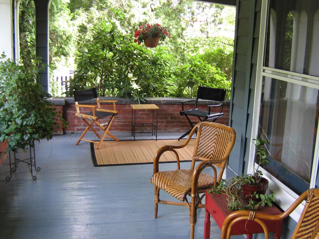 253 ORANGE RD