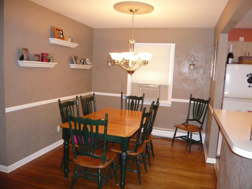MLS #/Web ID: 2706481
