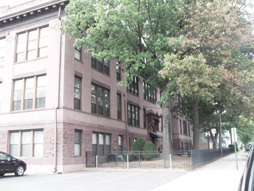 1470 CAMPBELL ST BLDG 1