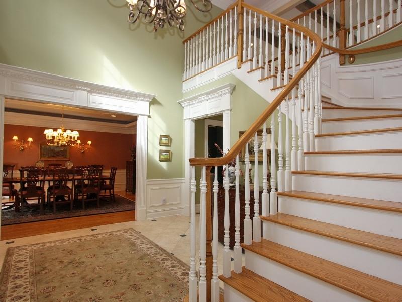 MLS #/Web ID: 2718981