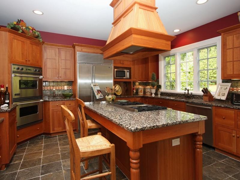MLS #/Web ID: 2718981