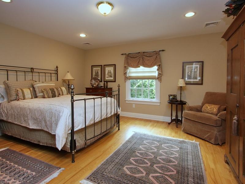MLS #/Web ID: 2718981
