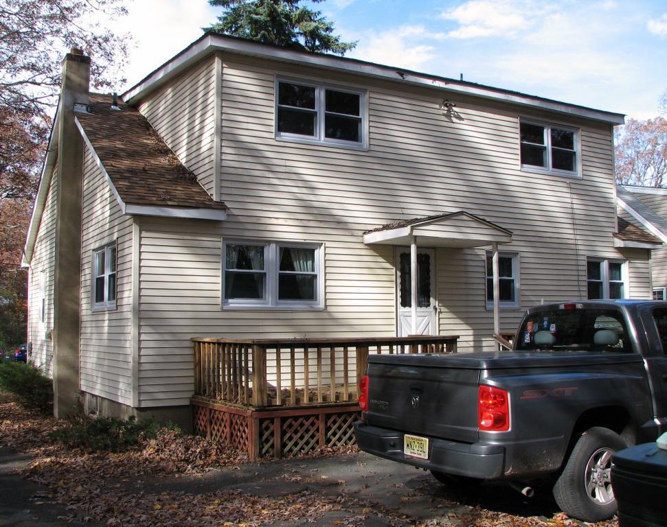 37 MAYNE AVE