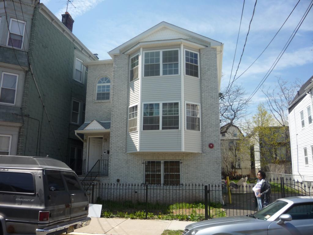 MLS #/Web ID: 2728181