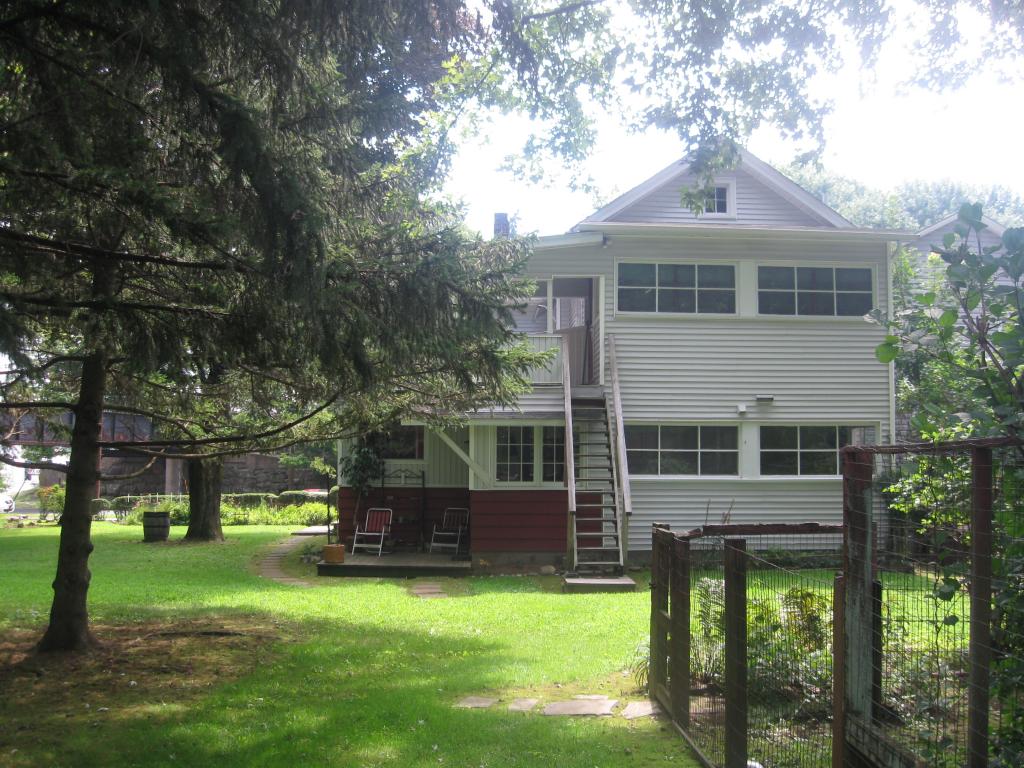 219 Paul Street