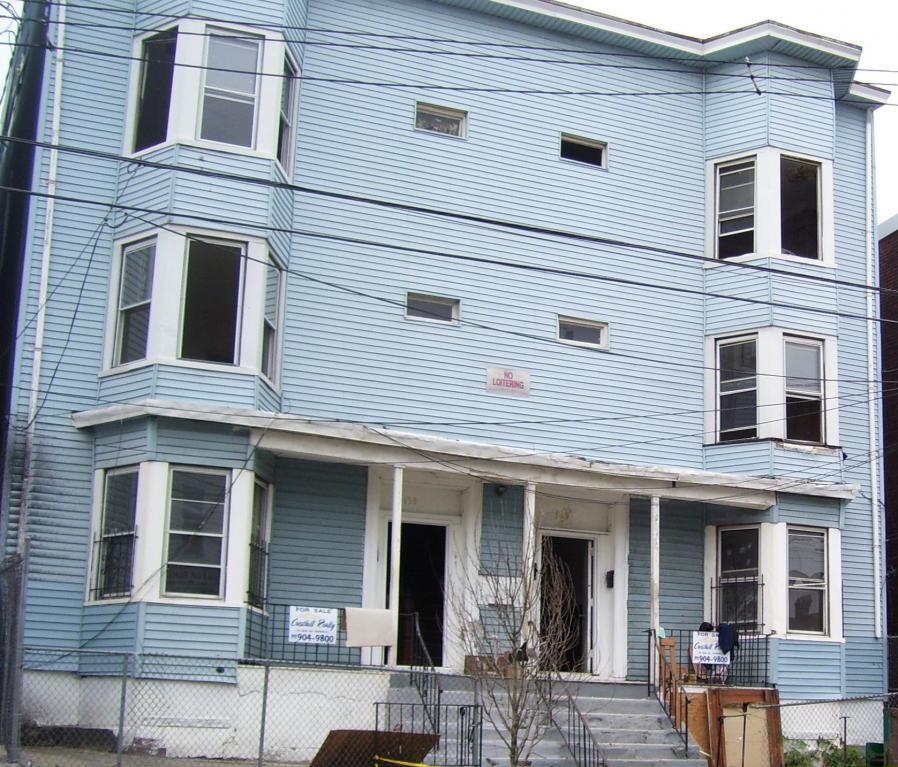 MLS #/Web ID: 2705882