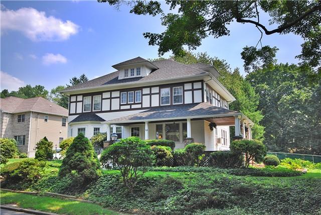 MLS #/Web ID: 2706882