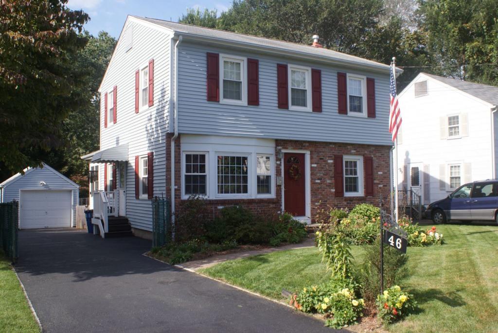 MLS #/Web ID: 2717182