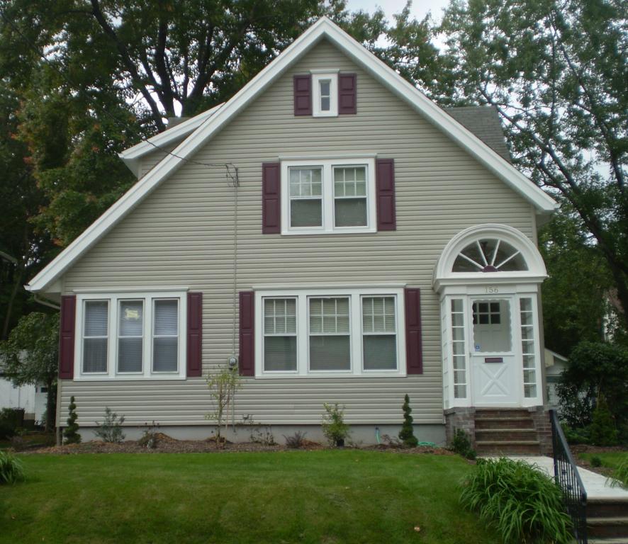 156 OAKLAND RD