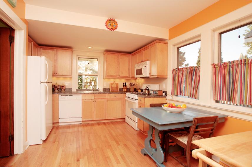 126 CEDAR HILL AVE