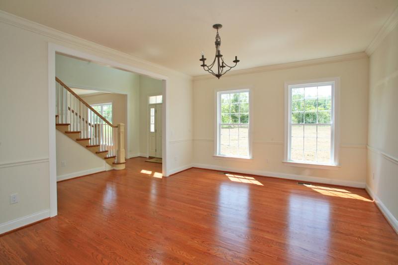 MLS #/Web ID: 2723382