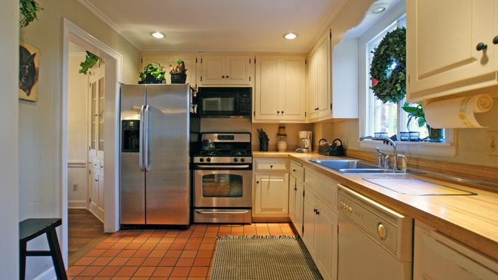 MLS #/Web ID: 2725682