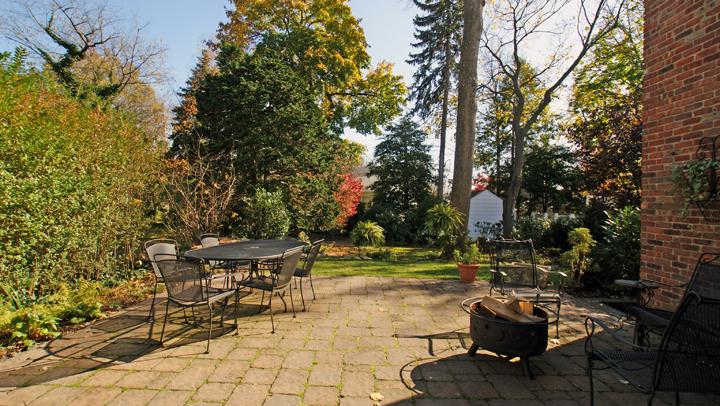 MLS #/Web ID: 2725682