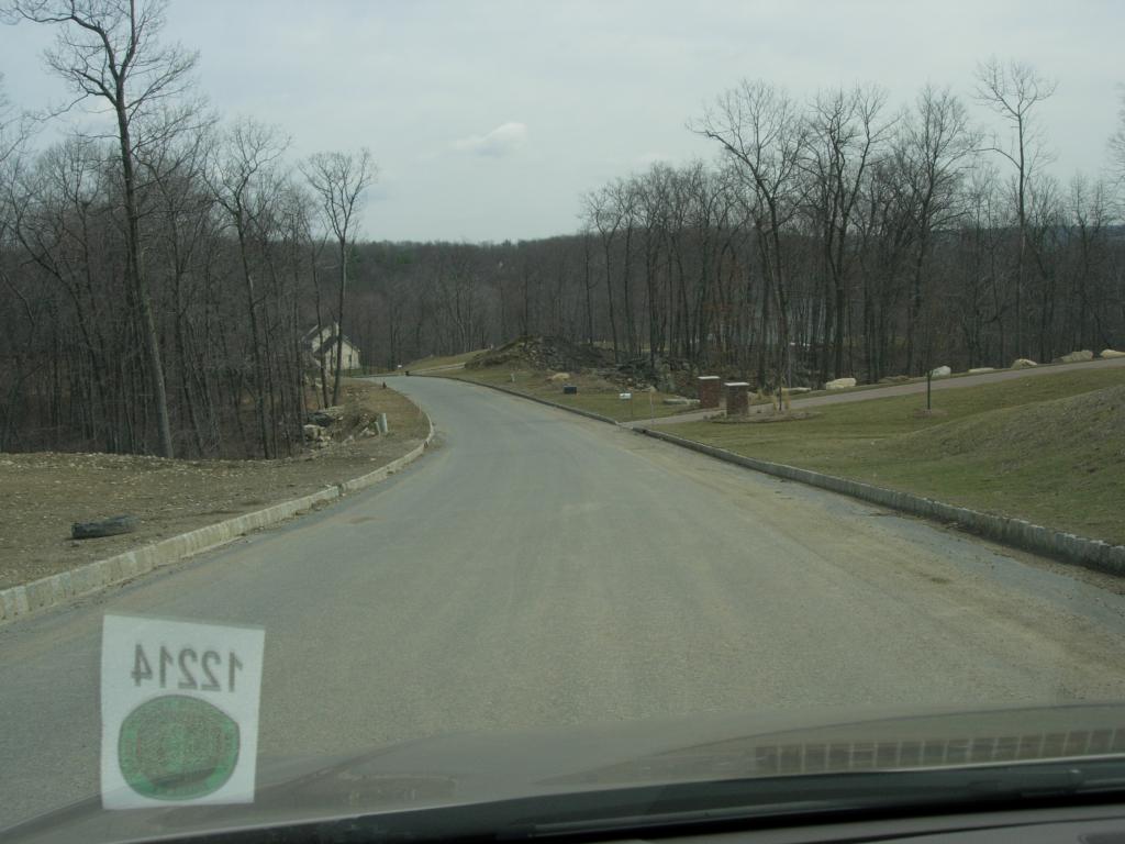 14 CROWNVIEW CT