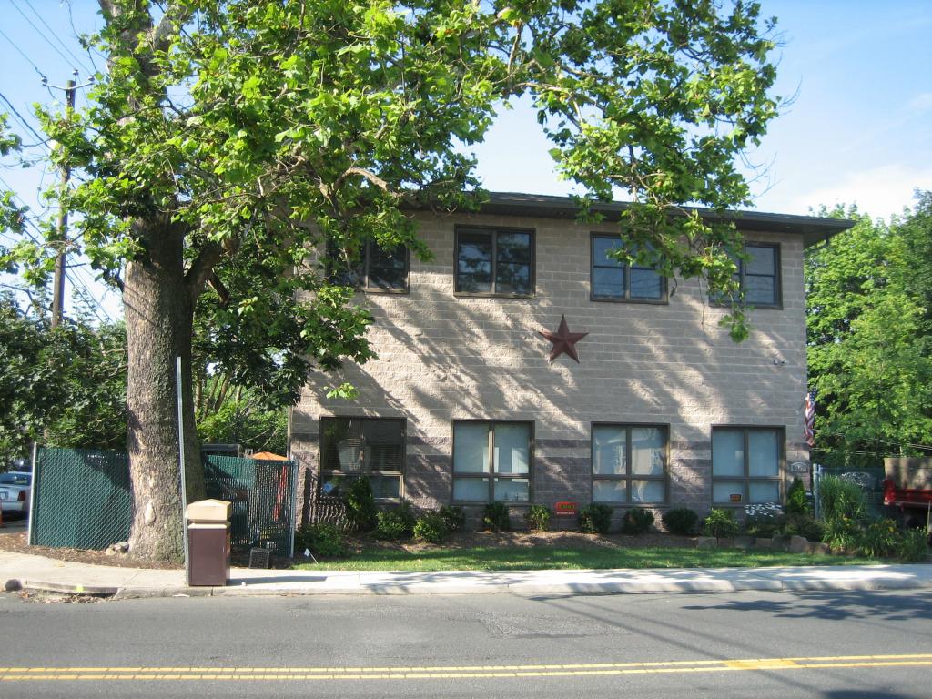 MLS #/Web ID: 2700283