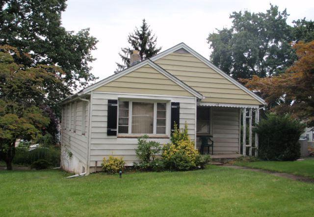 MLS #/Web ID: 2706383