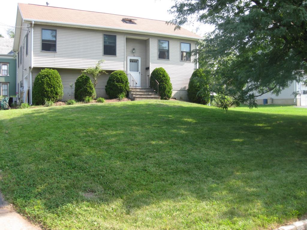 MLS #/Web ID: 2707483