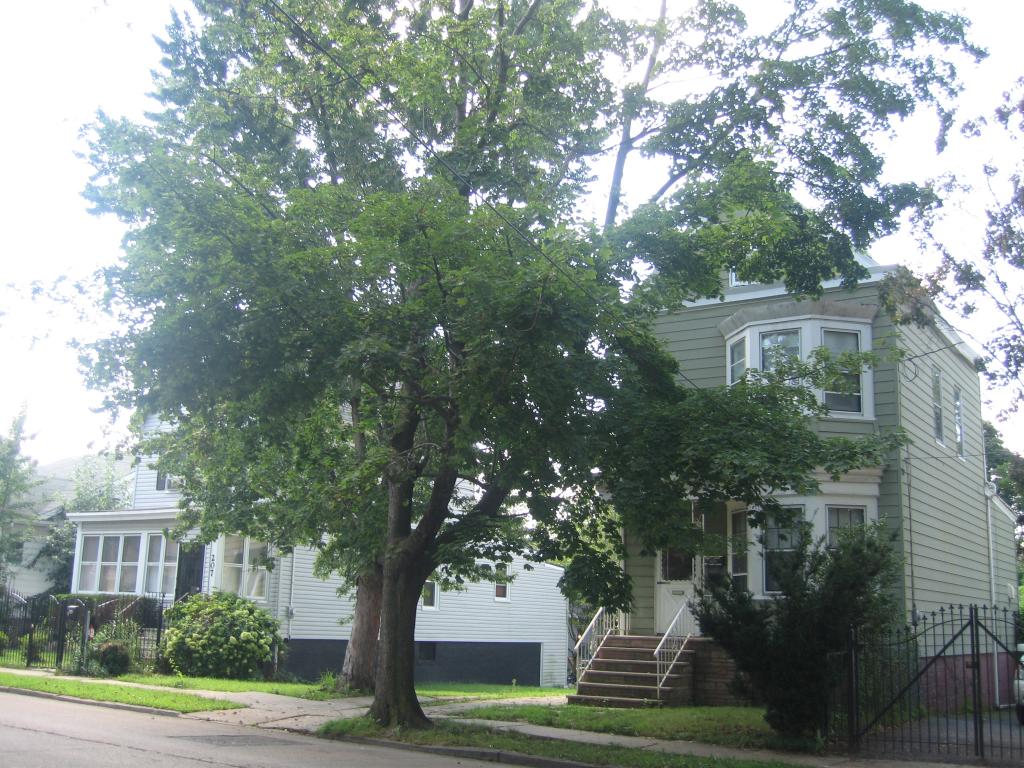 MLS #/Web ID: 2708883