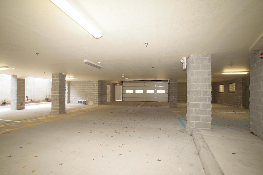 24 ELM ST UNIT 2D