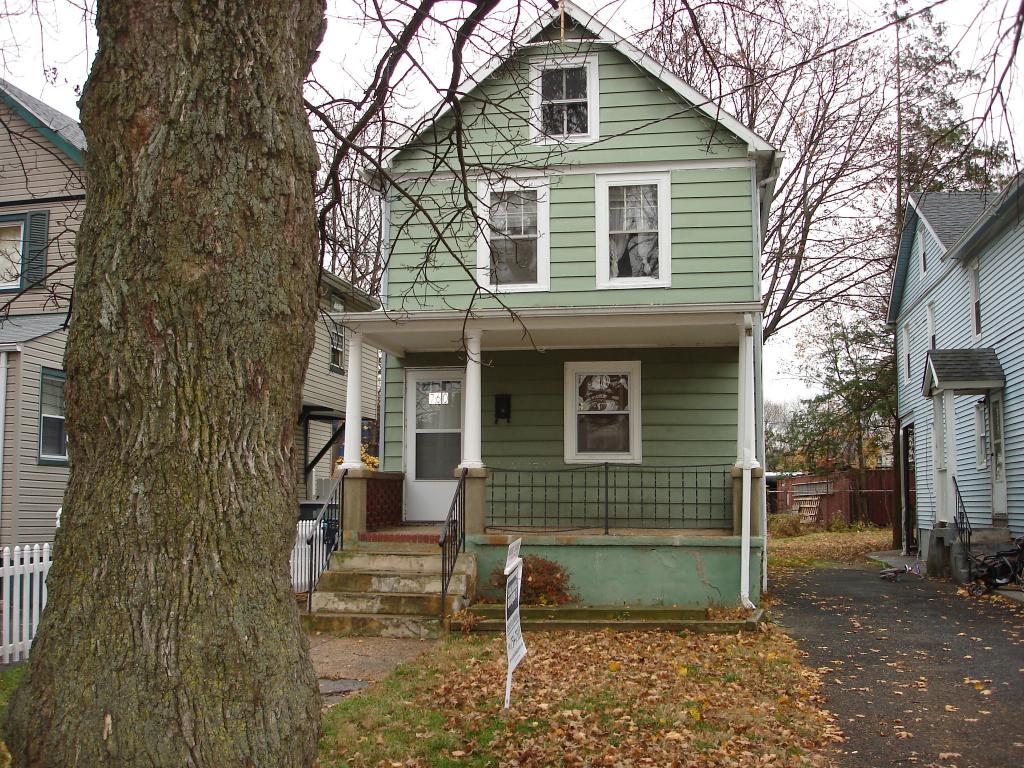 758-760 SAINT MARYS AVE