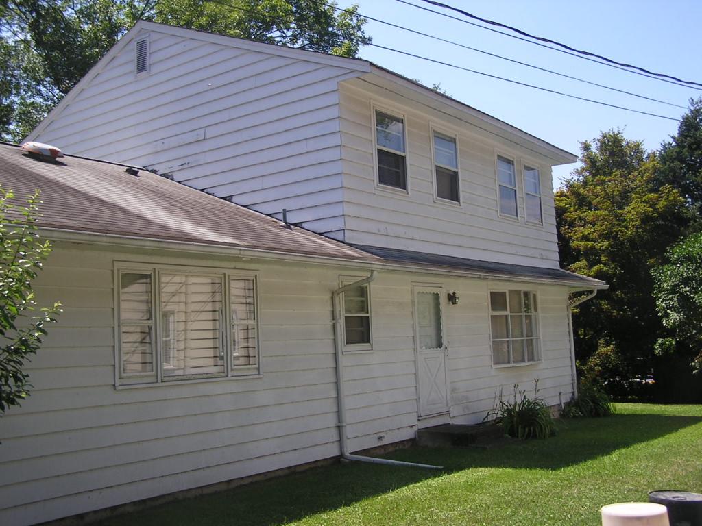 7 WALNUT DR
