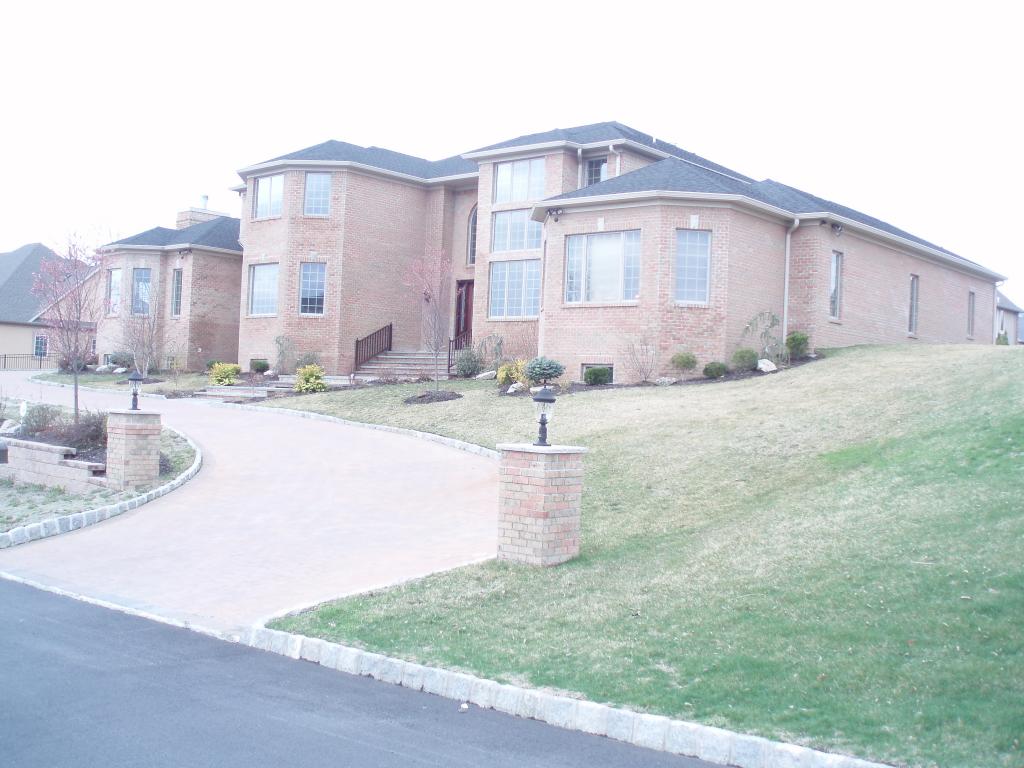 MLS #/Web ID: 2671284