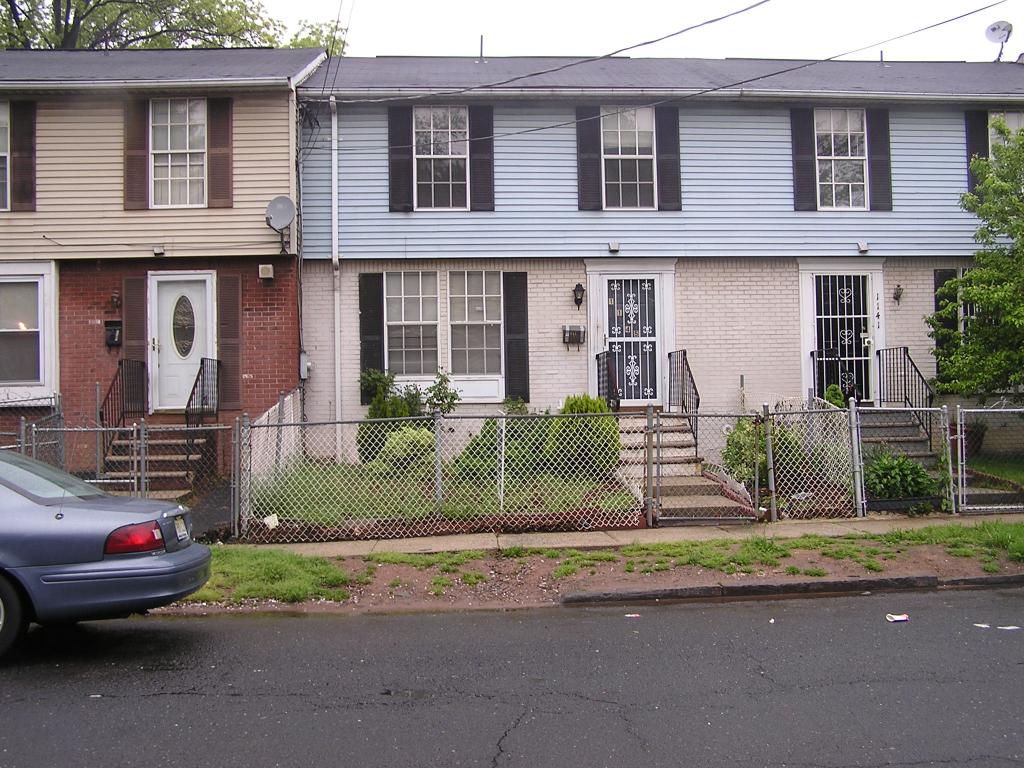 MLS #/Web ID: 2680084