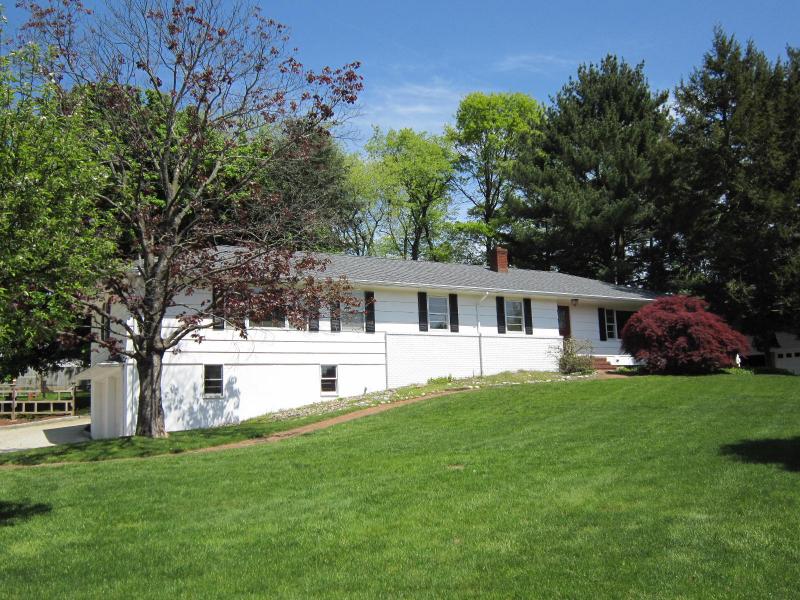 MLS #/Web ID: 2685184