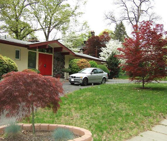 MLS #/Web ID: 2690484