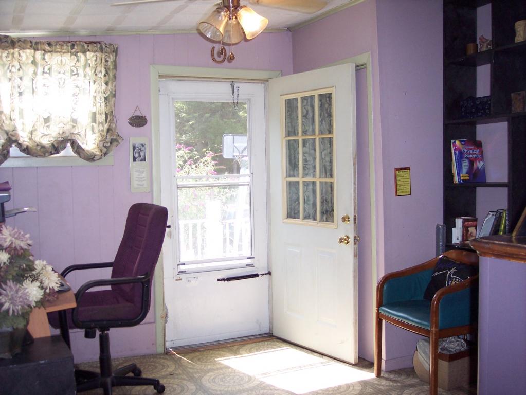 MLS #/Web ID: 2700184