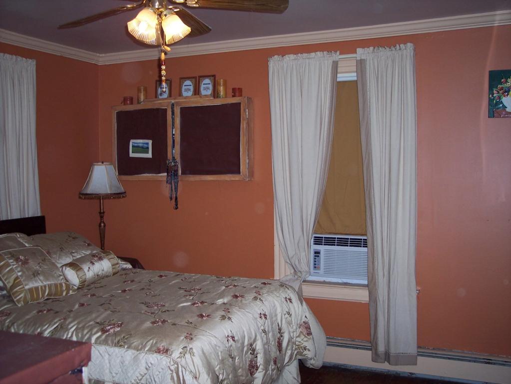MLS #/Web ID: 2700184