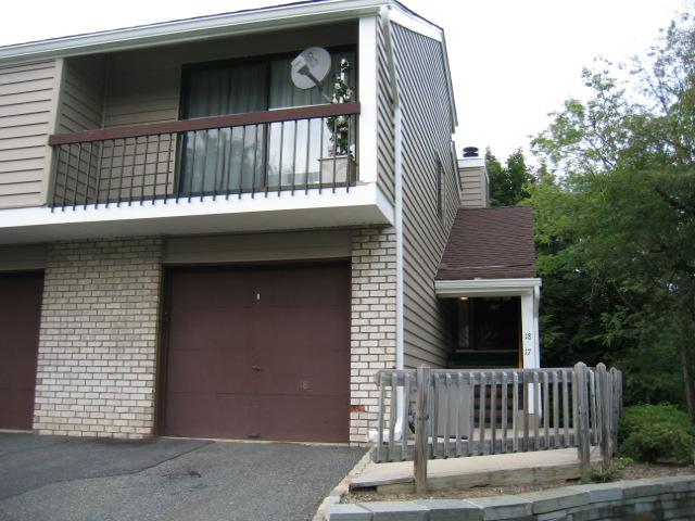 MLS #/Web ID: 2700384