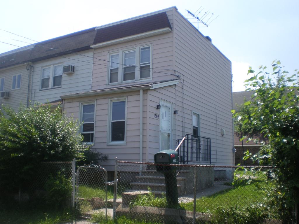 MLS #/Web ID: 2707584