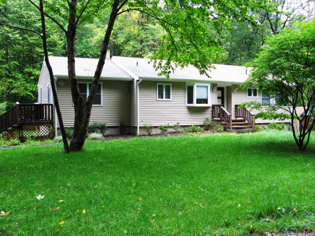 23 ZANDER LN