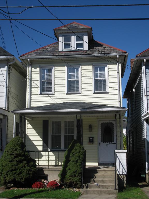 MLS #/Web ID: 2722084