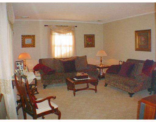 MLS #/Web ID: 2723584
