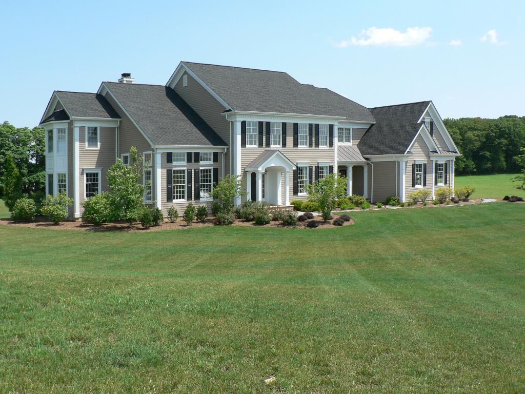296 FAIRMOUNT RD
