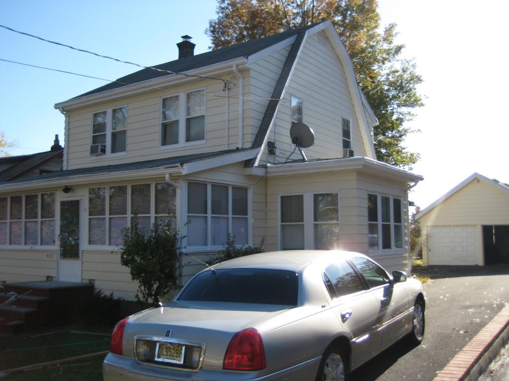 MLS #/Web ID: 2595985