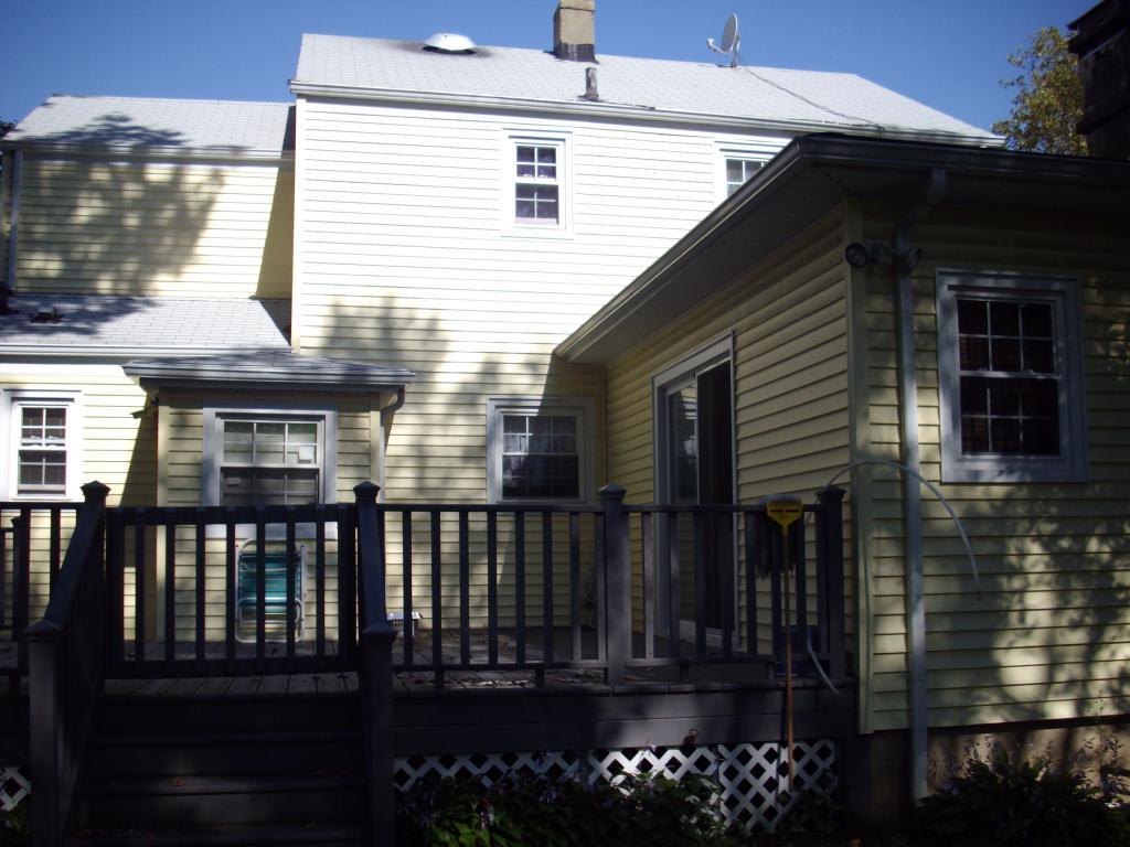 565 TRINITY PL