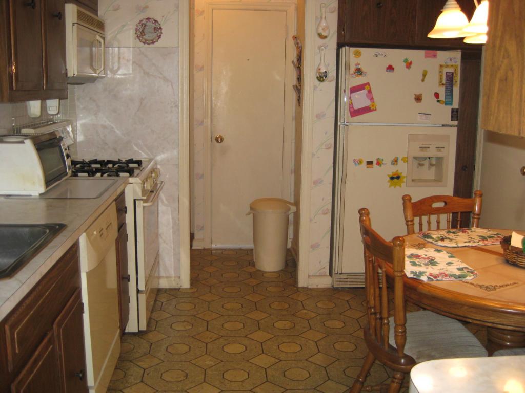 565 TRINITY PL