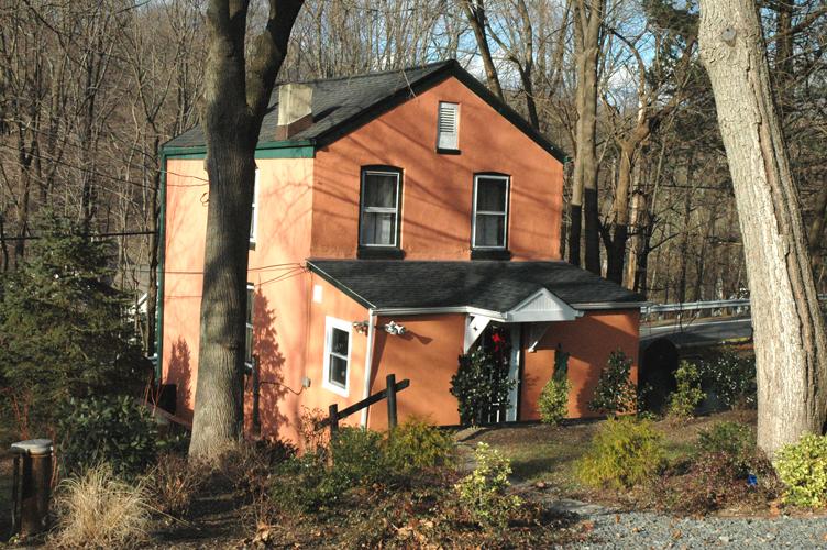 MLS #/Web ID: 2679385