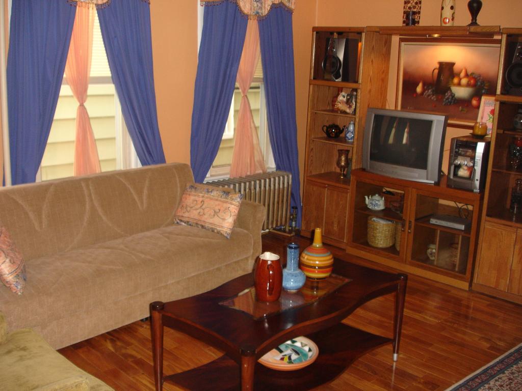 MLS #/Web ID: 2702385