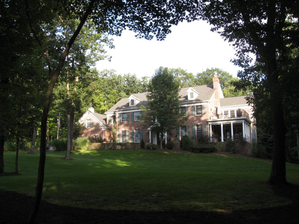 17 DOLLY BRIDGE RD