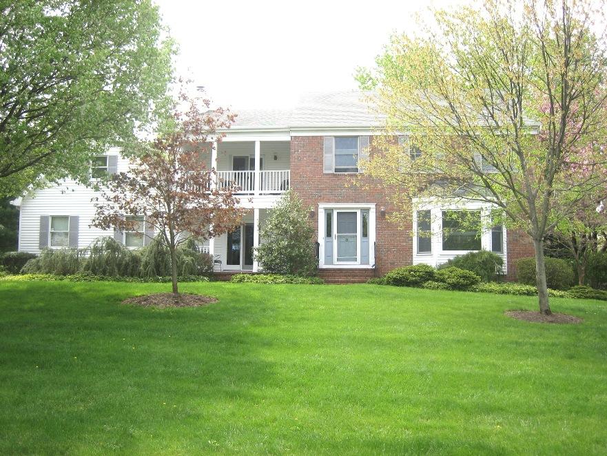 6 VAN ARSDALE DR
