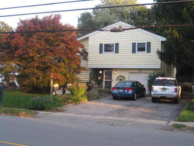 129 S HILLSIDE AVE