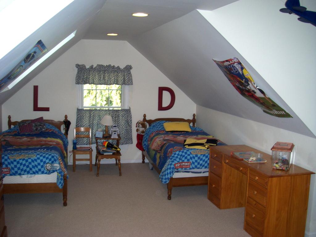 MLS #/Web ID: 2722685