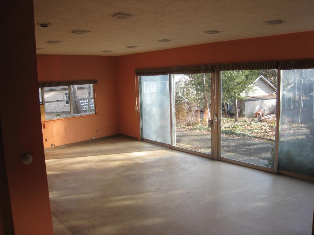 MLS #/Web ID: 2725785