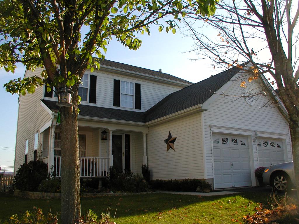 418 HAMILTON DR