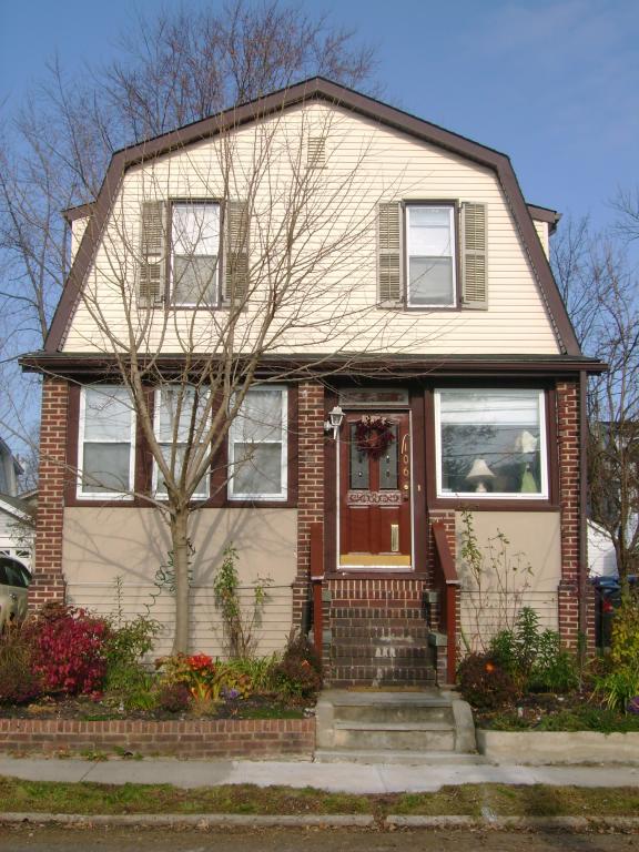 MLS #/Web ID: 2728885