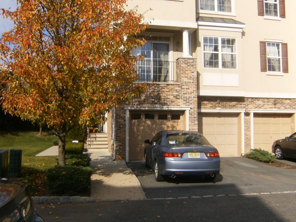 162 BRITTANY CT